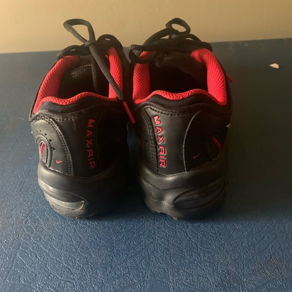 Nike air max worn once - Picture 3 of 6